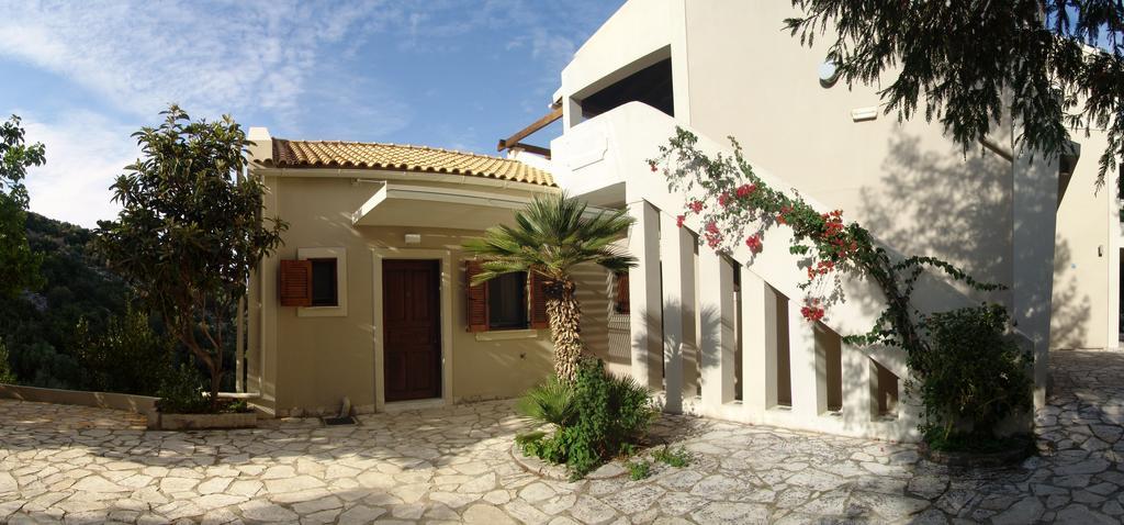 Vista Petros Apartment Apraos Bagian luar foto