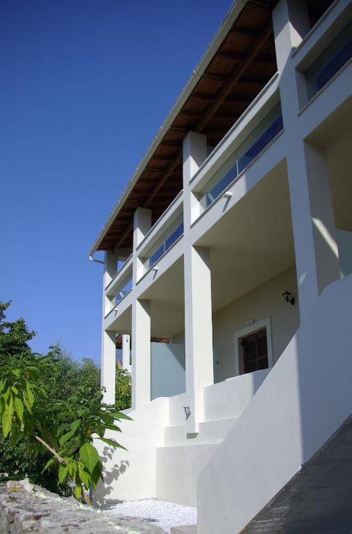 Vista Petros Apartment Apraos Ruang foto