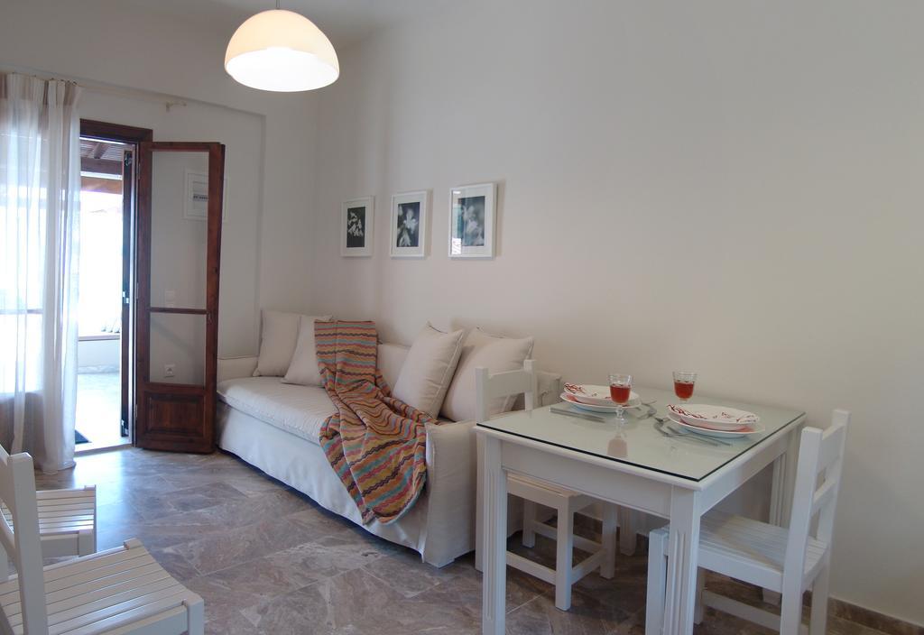 Vista Petros Apartment Apraos Ruang foto